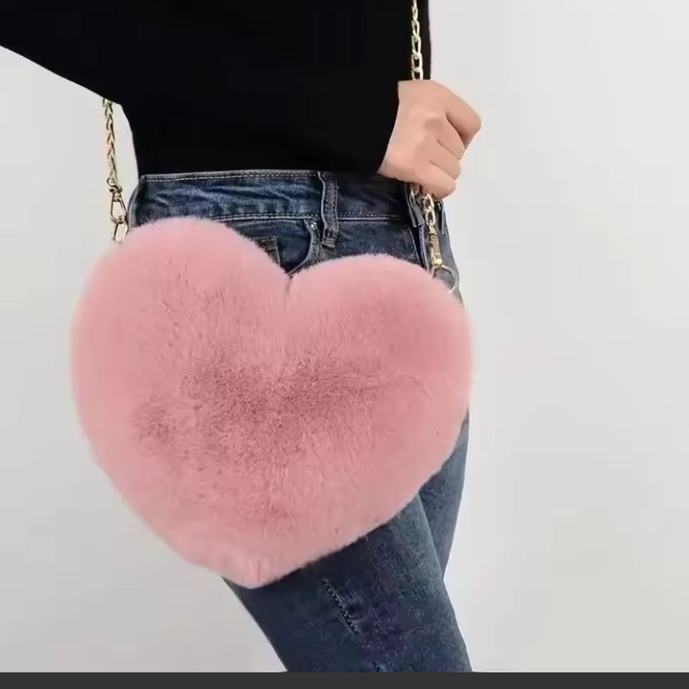 Plush Heart Crossbody Bag in Pink